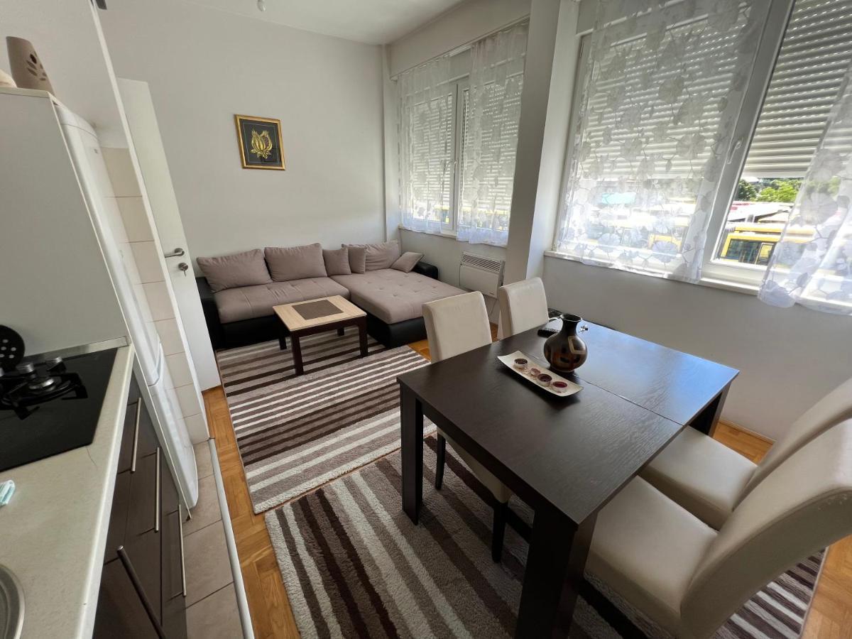 Jimmy'S Apartment ซาราเยโว ภายนอก รูปภาพ